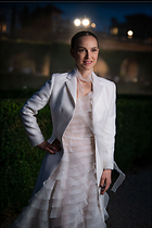 Celebrity Photo: Natalie Portman
1200x1800 157 kb
Viewed 40 times
@BestEyeCandy.com