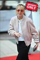 Celebrity Photo: Kristen Stewart
2475x3712 4.0 mb
Viewed 0 times
@BestEyeCandy.com