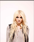 Celebrity Photo: Taylor Momsen
1085x1349 284 kb
Viewed 3 times
@BestEyeCandy.com