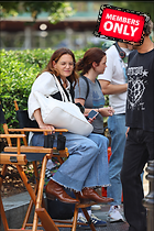 Celebrity Photo: Katie Holmes
2333x3500 2.7 mb
Viewed 1 time
@BestEyeCandy.com