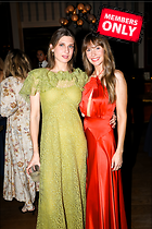 Celebrity Photo: Alison Brie
2400x3600 6.1 mb
Viewed 1 time
@BestEyeCandy.com