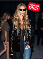 Celebrity Photo: Rosie Huntington-Whiteley
2175x3000 2.3 mb
Viewed 0 times
@BestEyeCandy.com