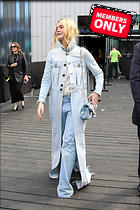 Celebrity Photo: Elle Fanning
2098x3148 2.8 mb
Viewed 0 times
@BestEyeCandy.com