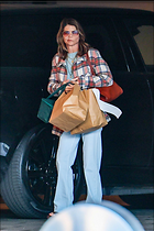 Celebrity Photo: Lori Loughlin
1351x2026 938 kb
Viewed 9 times
@BestEyeCandy.com