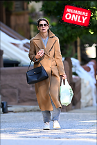 Celebrity Photo: Katie Holmes
2400x3600 1.6 mb
Viewed 0 times
@BestEyeCandy.com