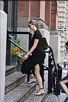 Celebrity Photo: Karlie Kloss
924x1386 771 kb
Viewed 7 times
@BestEyeCandy.com