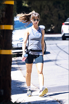 Celebrity Photo: Alison Brie
1200x1800 186 kb
Viewed 9 times
@BestEyeCandy.com