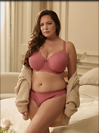 Celebrity Photo: Kelly Brook
1800x2400 335 kb
Viewed 50 times
@BestEyeCandy.com
