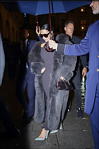 Celebrity Photo: Kimberly Kardashian
869x1303 502 kb
Viewed 1 time
@BestEyeCandy.com