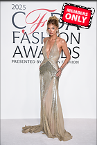 Celebrity Photo: Elsa Hosk
2667x4000 5.1 mb
Viewed 1 time
@BestEyeCandy.com