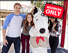Kelli Berglund china Anne McClain Photoshoot for Bop and Tiger Beat Knotts Berry Farm in Buena Park Dec. 2014
2000x1566 1.8 mb
Viewed 1 time
@BestEyeCandy.com