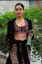 Celebrity Photo: Vanessa Hudgens
809x1214 684 kb
Viewed 5 times
@BestEyeCandy.com