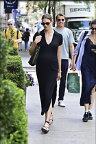 Celebrity Photo: Karlie Kloss
791x1187 551 kb
Viewed 7 times
@BestEyeCandy.com