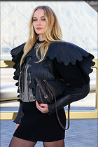 Celebrity Photo: Sophie Turner
1200x1799 288 kb
Viewed 15 times
@BestEyeCandy.com