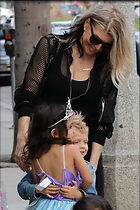 Celebrity Photo: Stacy Ferguson
2134x3200 568 kb
Viewed 8 times
@BestEyeCandy.com