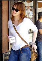 Celebrity Photo: Emma Stone
7 Photos
Photoset #715760
@BestEyeCandy.com