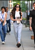 Celebrity Photo: Anne Hathaway
1450x2048 1,083 kb
Viewed 7 times
@BestEyeCandy.com