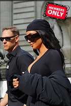 Celebrity Photo: Kimberly Kardashian
2333x3500 2.2 mb
Viewed 0 times
@BestEyeCandy.com