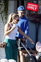 Celebrity Photo: Hilary Duff
2220x3329 2.3 mb
Viewed 0 times
@BestEyeCandy.com