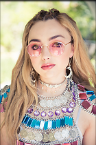 Celebrity Photo: Peyton Roi List
2002x3000 1,103 kb
Viewed 8 times
@BestEyeCandy.com