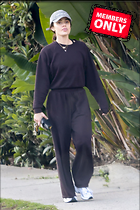 Celebrity Photo: Lucy Hale
2200x3300 1.8 mb
Viewed 1 time
@BestEyeCandy.com