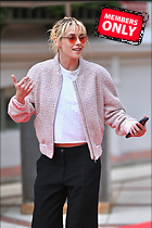 Celebrity Photo: Kristen Stewart
2475x3712 4.7 mb
Viewed 0 times
@BestEyeCandy.com