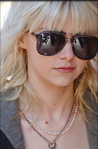 Celebrity Photo: Taylor Momsen
1993x3000 535 kb
Viewed 4 times
@BestEyeCandy.com