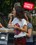 Celebrity Photo: Natalie Portman
2051x2564 2.3 mb
Viewed 1 time
@BestEyeCandy.com