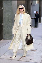 Celebrity Photo: Elle Fanning
1200x1800 239 kb
Viewed 3 times
@BestEyeCandy.com