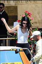 Celebrity Photo: Kendall Jenner
1979x2969 455 kb
Viewed 6 times
@BestEyeCandy.com