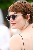 Celebrity Photo: Emma Stone
1364x2048 246 kb
Viewed 9 times
@BestEyeCandy.com