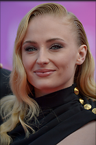 Celebrity Photo: Sophie Turner
2662x4000 1.3 mb
Viewed 3 times
@BestEyeCandy.com