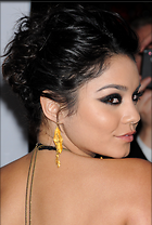 Celebrity Photo: Vanessa Hudgens
2550x3785 1,068 kb
Viewed 3 times
@BestEyeCandy.com