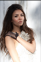 Celebrity Photo: Victoria Justice
733x1100 473 kb
Viewed 5 times
@BestEyeCandy.com