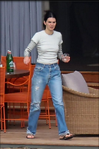 Celebrity Photo: Kendall Jenner
535x803 51 kb
Viewed 11 times
@BestEyeCandy.com