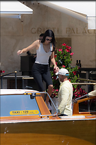 Celebrity Photo: Kendall Jenner
2665x4000 1.1 mb
Viewed 5 times
@BestEyeCandy.com