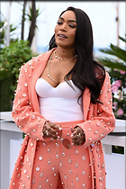 Celebrity Photo: Angela Bassett
1200x1800 292 kb
Viewed 10 times
@BestEyeCandy.com