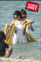 Celebrity Photo: Kylie Jenner
2334x3500 1.9 mb
Viewed 1 time
@BestEyeCandy.com