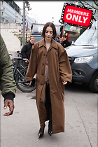 Celebrity Photo: Lily Collins
2333x3499 2.9 mb
Viewed 0 times
@BestEyeCandy.com