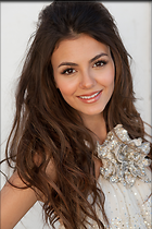 Celebrity Photo: Victoria Justice
733x1100 596 kb
Viewed 4 times
@BestEyeCandy.com