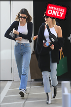 Celebrity Photo: Kendall Jenner
2780x4213 1.8 mb
Viewed 0 times
@BestEyeCandy.com