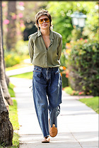 Celebrity Photo: Lisa Rinna
1751x2626 1.4 mb
Viewed 12 times
@BestEyeCandy.com