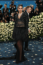 Celebrity Photo: Dua Lipa
2732x4096 1.1 mb
Viewed 10 times
@BestEyeCandy.com