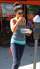 Celebrity Photo: Vanessa Hudgens
1177x2014 281 kb
Viewed 2 times
@BestEyeCandy.com