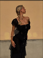 Celebrity Photo: Alexis Ren
1200x1600 243 kb
Viewed 11 times
@BestEyeCandy.com