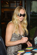 Celebrity Photo: Sophie Turner
1200x1800 316 kb
Viewed 35 times
@BestEyeCandy.com