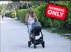 Celebrity Photo: Gisele Bundchen
2500x1821 2.2 mb
Viewed 1 time
@BestEyeCandy.com