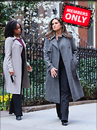 Celebrity Photo: Mariska Hargitay
2027x2722 2.6 mb
Viewed 1 time
@BestEyeCandy.com