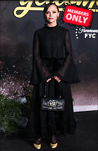 Celebrity Photo: Christina Ricci
2282x3500 1.9 mb
Viewed 0 times
@BestEyeCandy.com