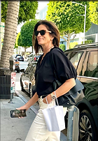 Celebrity Photo: Cindy Crawford
1027x1484 957 kb
Viewed 7 times
@BestEyeCandy.com